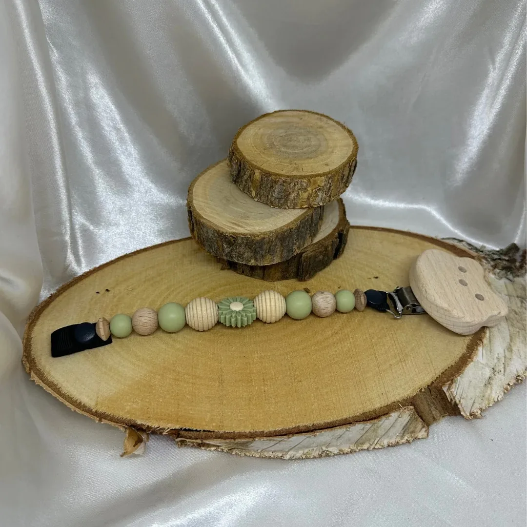 Attache fantaisie marguerite verte