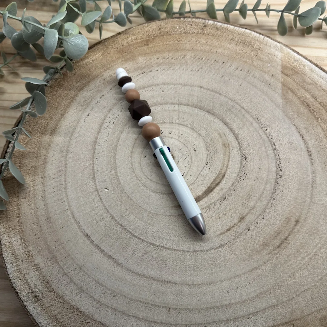 Stylo 4 couleurs blanc/marron